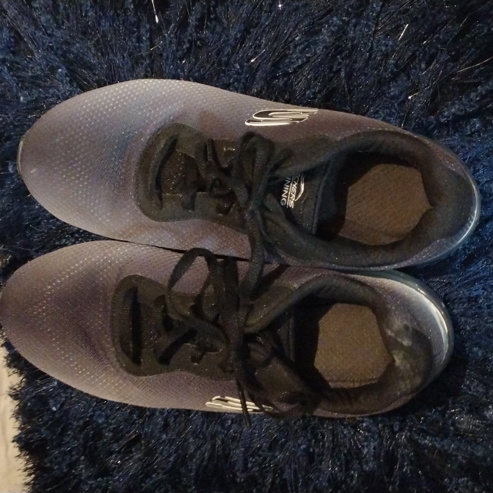 Shoes - Picture 3 of 4
